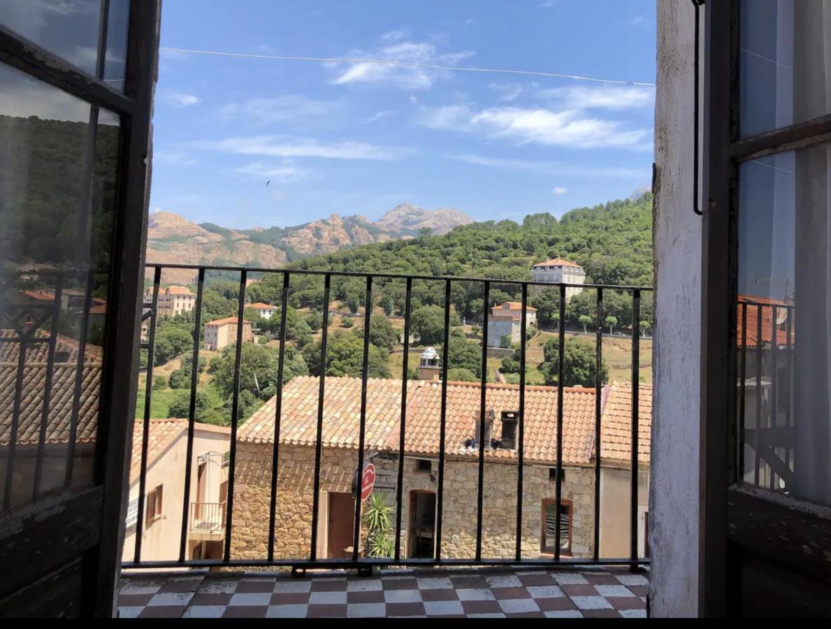 La Coletta Bel Appartement Typique Avec Balcon Centre Piana Piana  Exterior photo